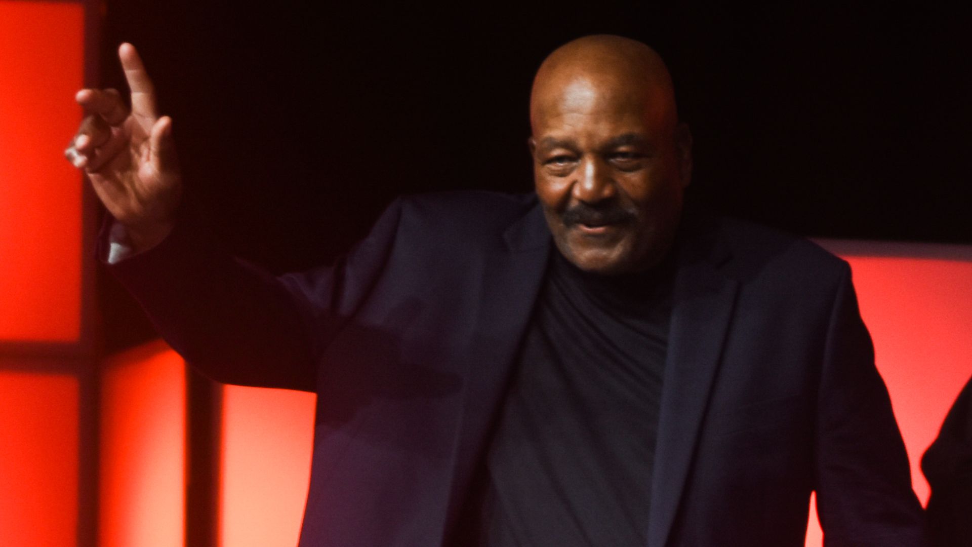 File:Jim Brown Cleveland Browns New Uniform Unveiling (17128340116).jpg