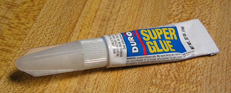 800px-Super_glue