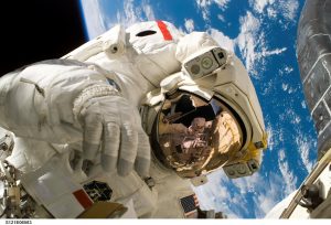 astronaut-11080-300x204.jpg