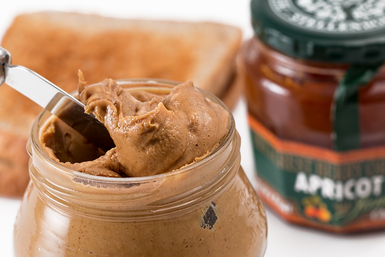 peanut-butter-3216263_1280-1527189263448.jpg