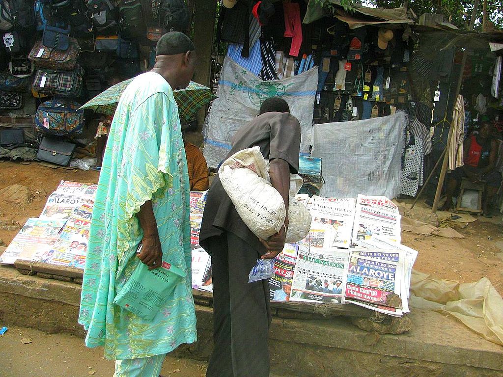 2009_newspaper_vending_nigeria_4126899941-1539282681731.jpg