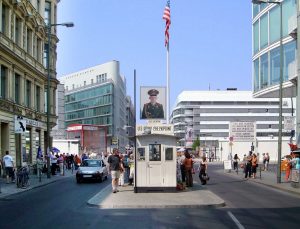 Checkpoint_Charlie_Berlin-300x229.jpg