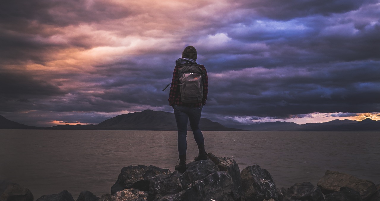 hiker-1149898_1280-1542396466603.jpg