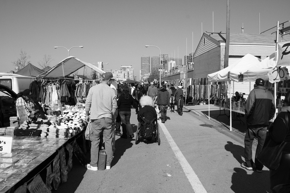 maxwell-street-market-62353_960_720-1541700075001.jpg