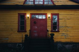 ruslan-valeev-599015-unsplash-300x200.jpg