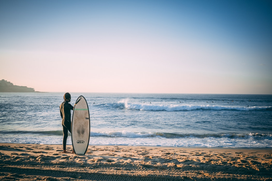 surfing-1541699374056.jpg
