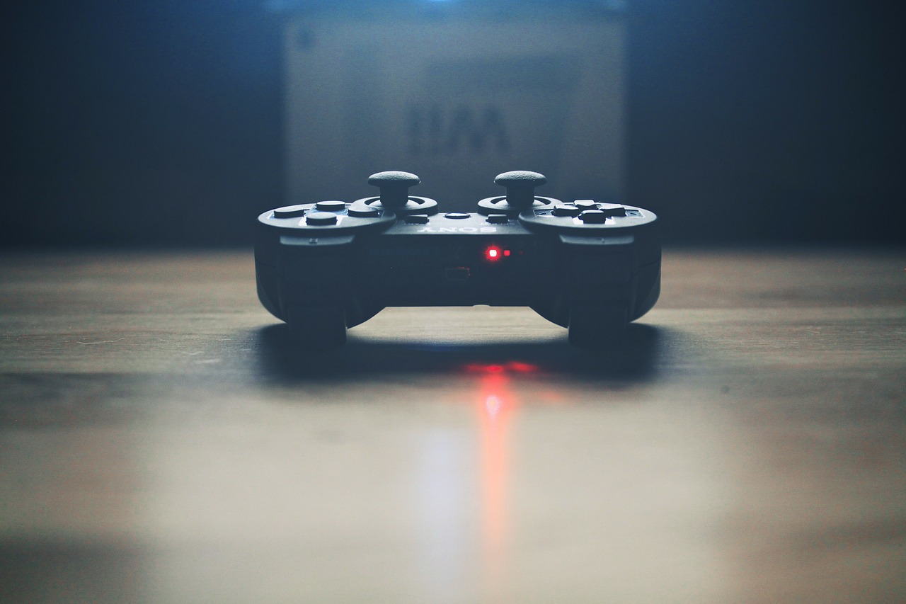 video-controller-336657_1280-1542310455873.jpg