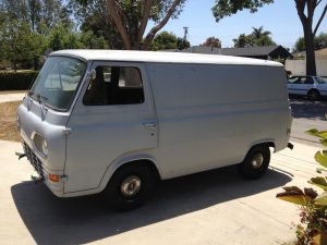 white-van-1006604-300x225.jpg