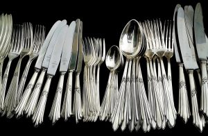cutlery-377700-300x196.jpg