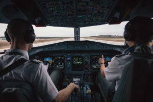 cockpit-2576889-1-300x200.jpg