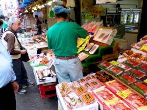japan-220688-300x225.jpg