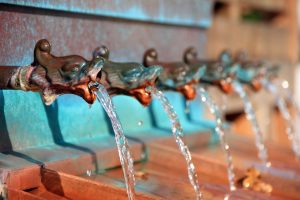fountain-197334-300x200.jpg