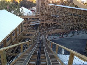 800px-Great_America_26_2013-07-15-300x225.jpg
