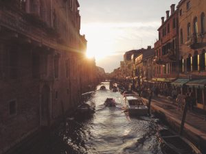 canal-839282-300x225.jpg