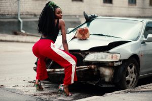 car-daytime-eyes-967139-300x200.jpg