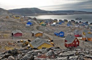 800px-Ittoqqortoormiit_top_hg-300x196.jpg
