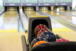 bowling-237905_1920-300x200.jpg