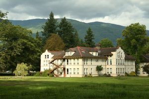 Whitewater_Dorm_Old_Northern_State_Hospital_Campus_Sedro-Woolley_WA-300x200.jpg