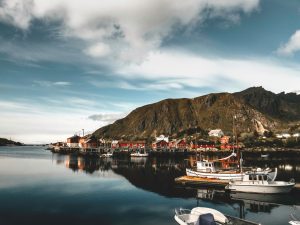 lukas-5Gqx11weVJI-unsplash-300x225.jpg