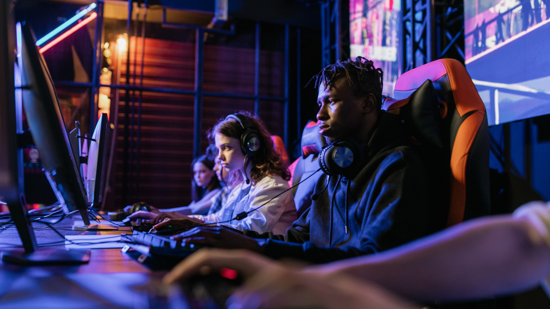 Pexels-Alena-Darmel-7862597