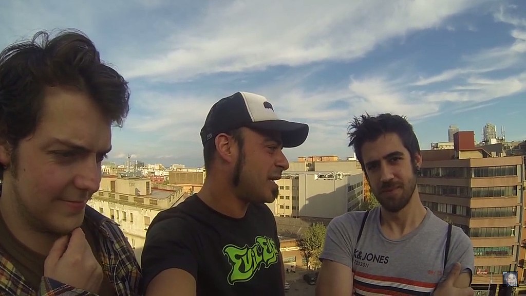 Venga Monjas, Valentí Sanjuan, And Auronplay (2013)