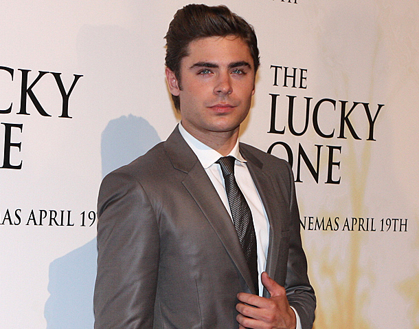 Zac Efron 4, 2012 (Cropped)