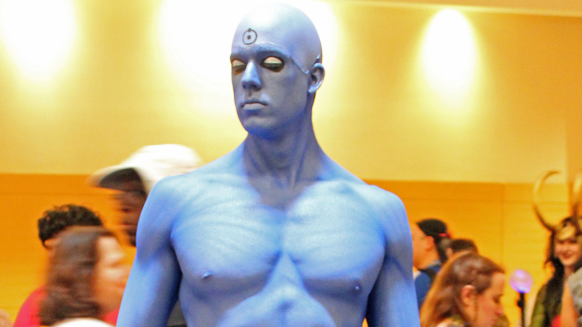 File:Dragon Con 2014 - Dr Manhattan (15014296223).jpg