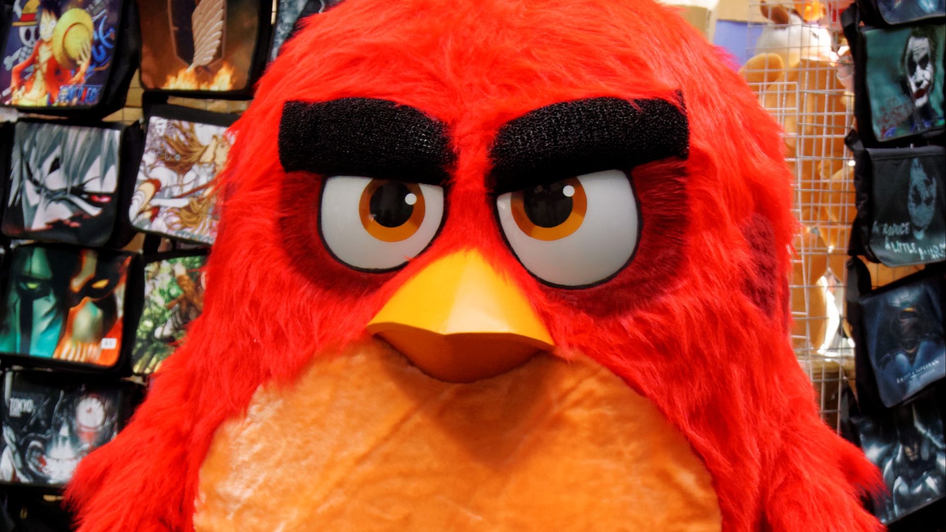 File:Comic Con Brussels 2016 - Angry Birds (26675226465).jpg