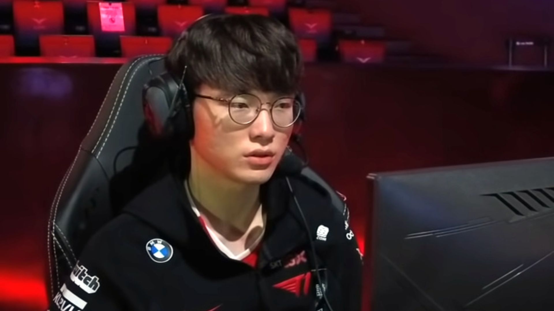 File:Faker at 2021 LCK summer playoffs.jpg