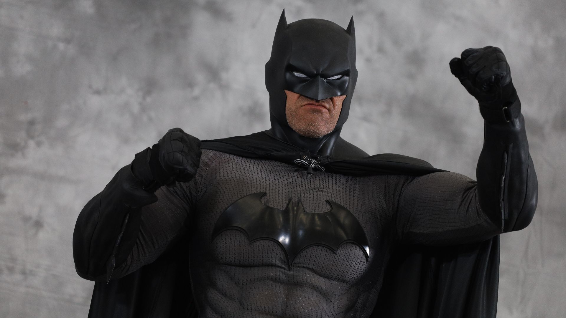 File:San Diego Comic-Con 2024 Masquerade - Cosplay of Batman 1.jpg