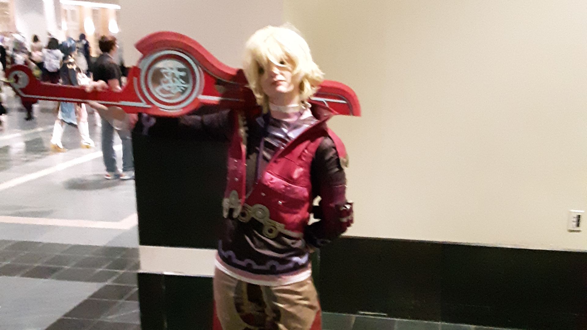 File:Anime Boston 2023 Shulk cosplay 04-09-2023 1045AM.jpg