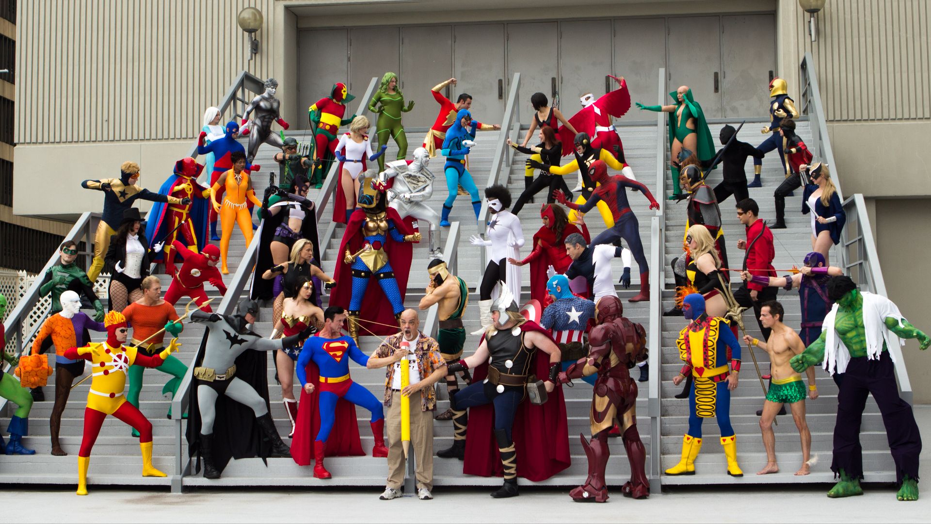 File:Dragon Con 2013 - JLA vs Avengers with George Perez (9668322563).jpg
