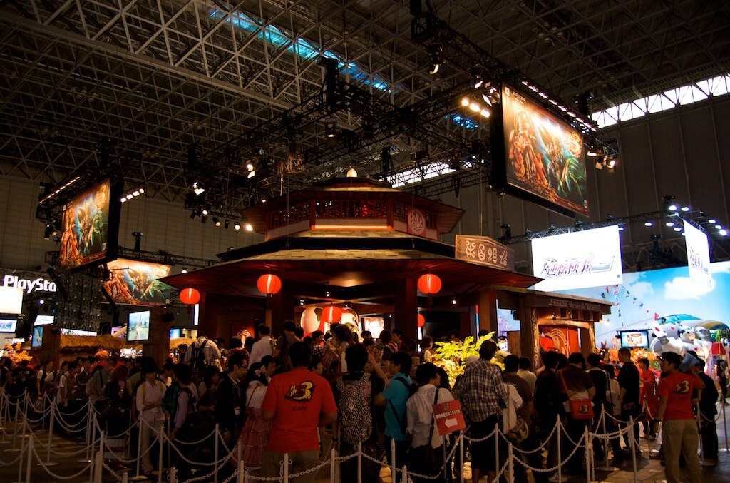 1024Px-Monster Hunter Pagoda, Tokyo Game Show 20100917