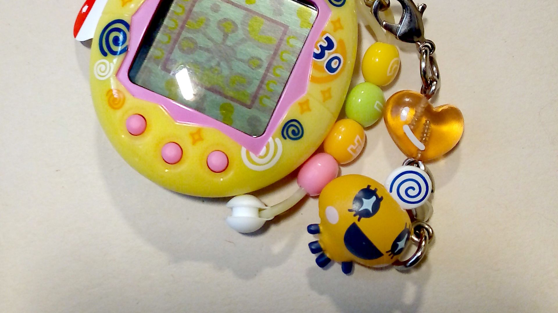 File:Tamagotchi Connexion v4.jpg