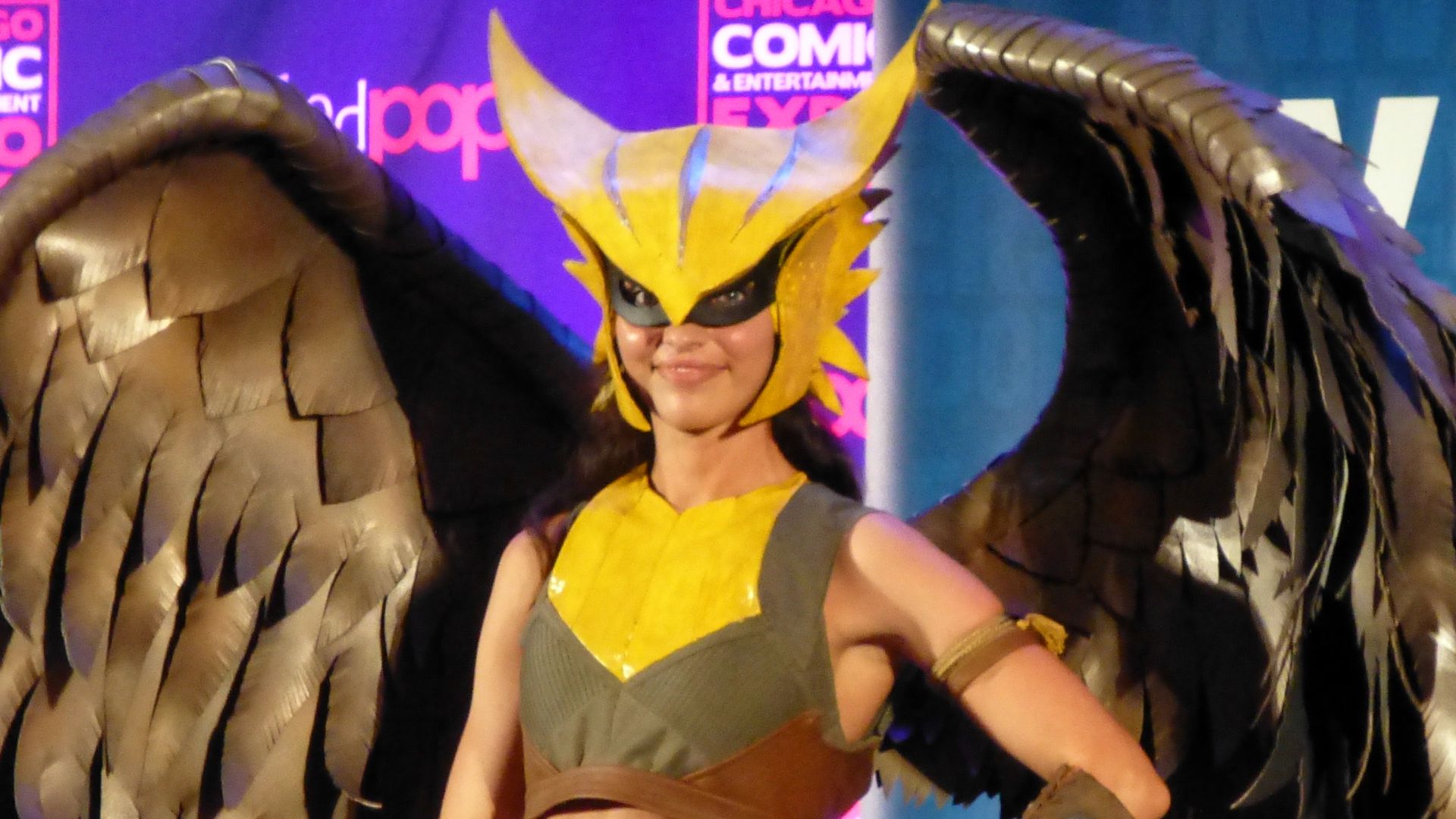 File:C2E2 2014 Contest - Hawkgirl (14109161624).jpg