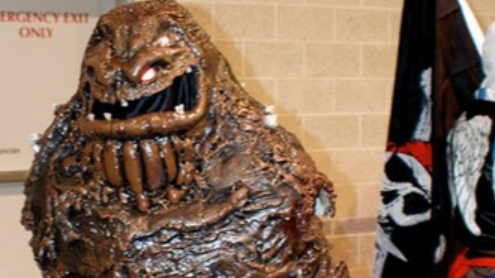File:Clayface (2013 RI Comic Con).jpg