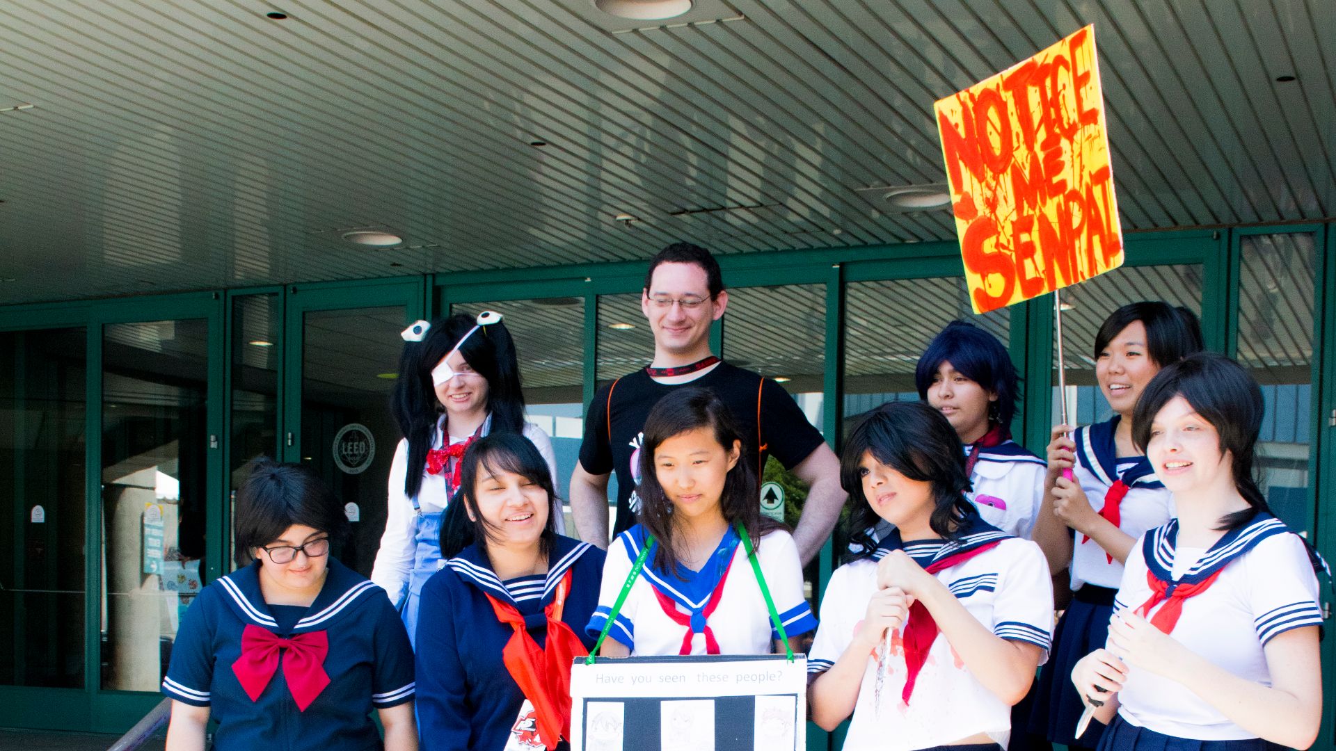 File:Yandere Simulator Gathering (28888316861).jpg