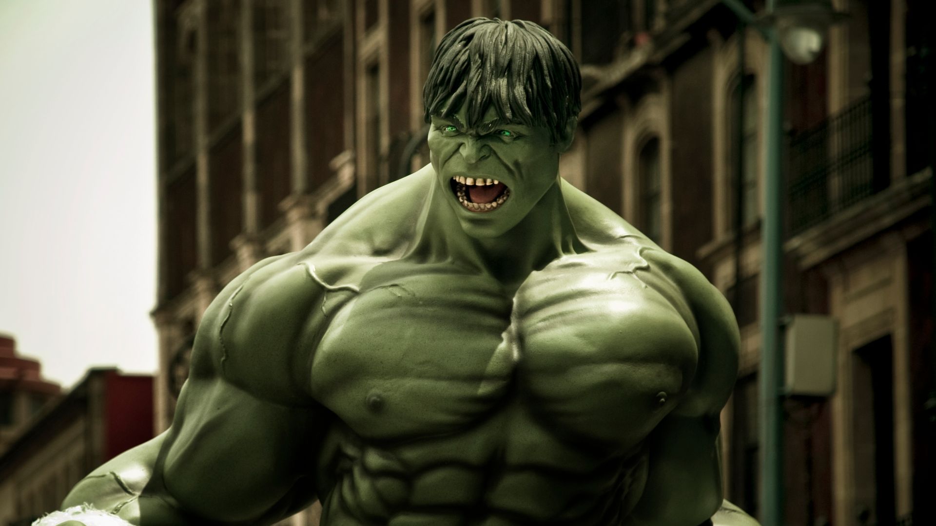 File:Hulk (2540708438).jpg