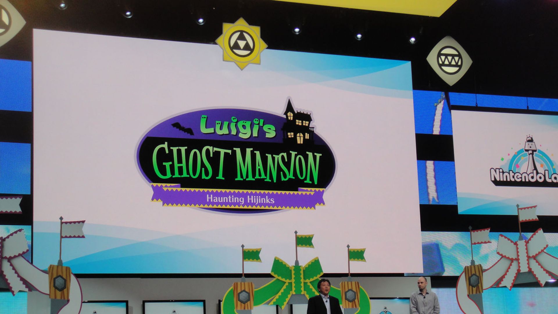 File:Katsuya Eguchi at E3 2012 Nintendo Conference.jpg