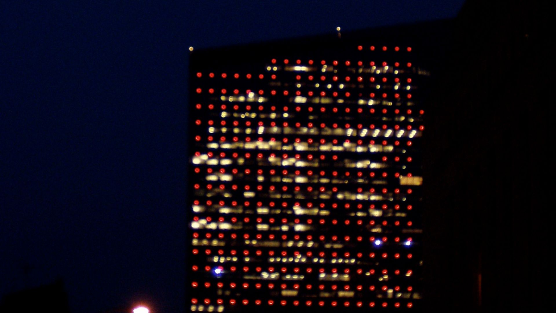 File:Cira Centre, Philadelphia (night).JPG