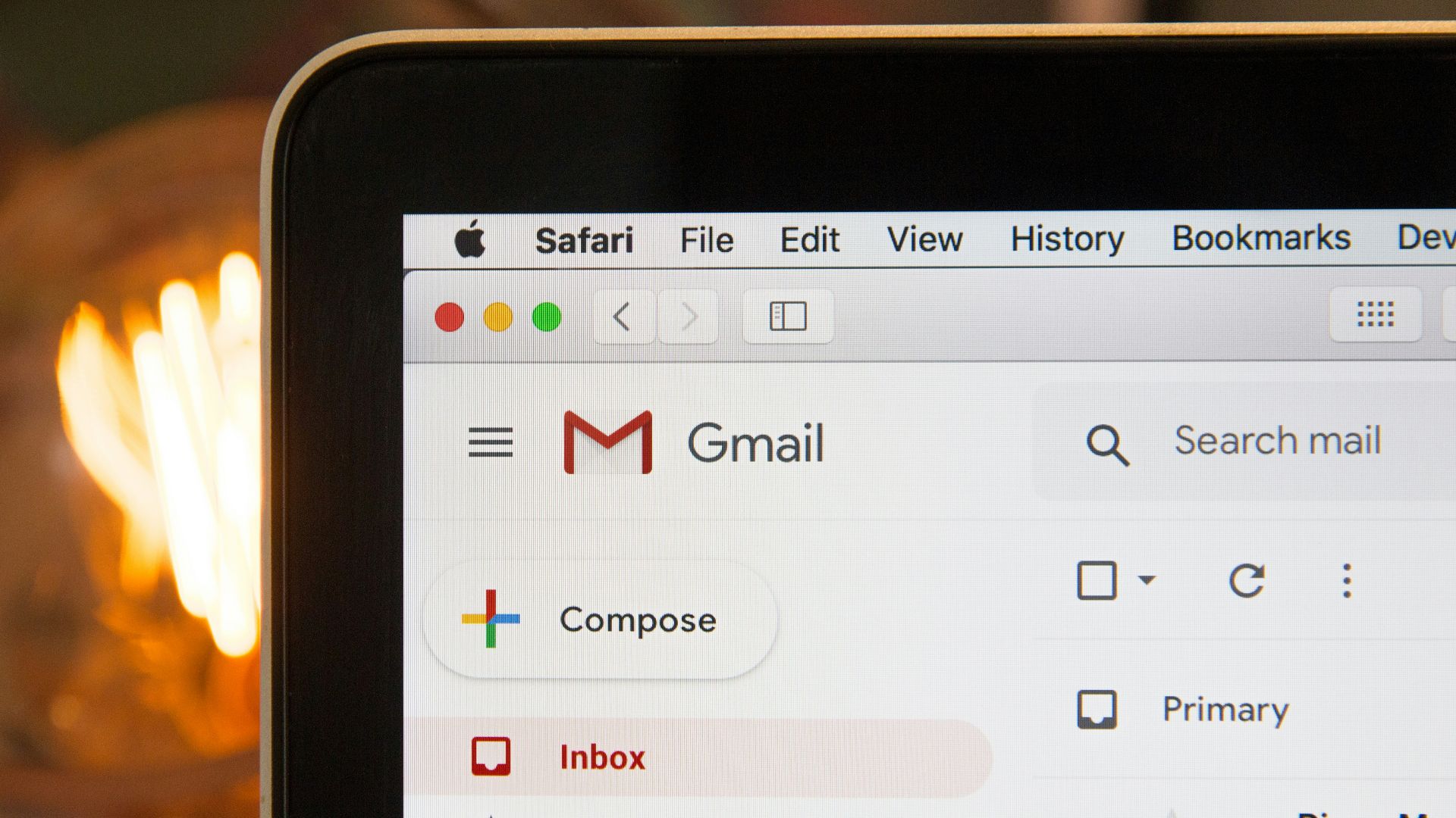 black laptop computer