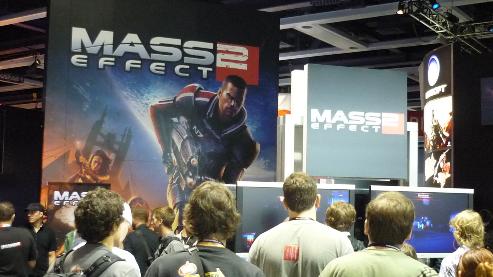 File:PAX 2009 - Mass Effect 2 booth (3899545854).jpg
