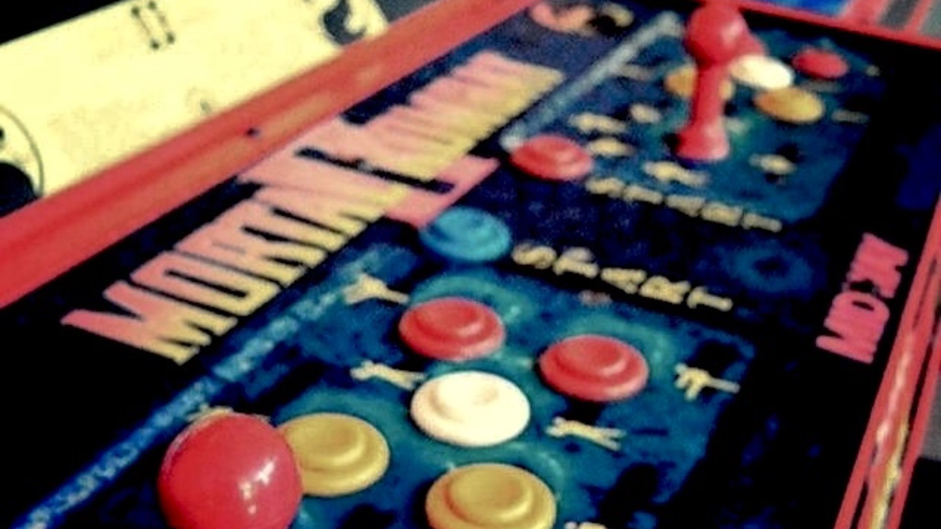 File:Mortal Kombat II arcade cabinet.jpg