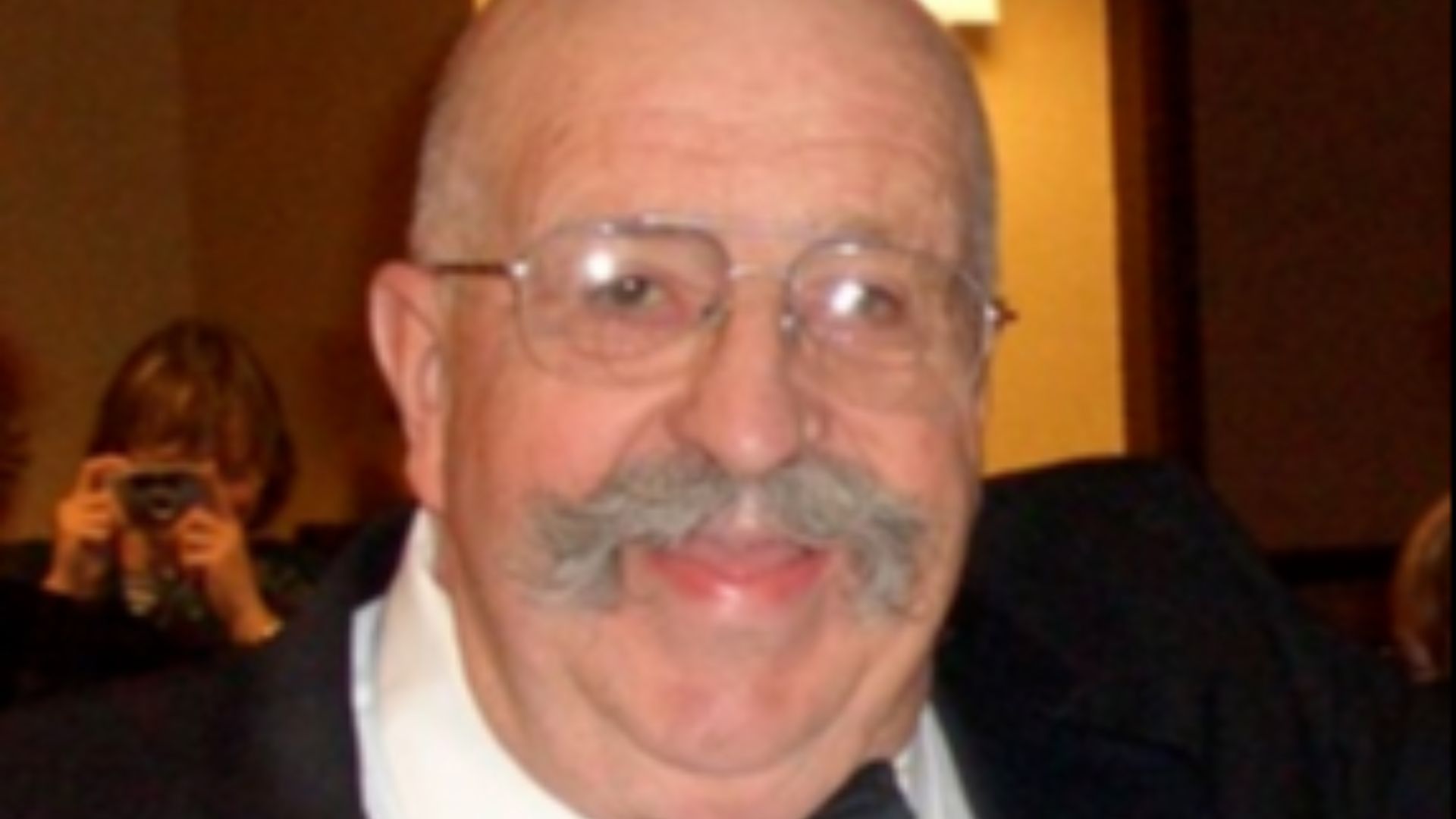 File:Gene Wolfe, 2005.png