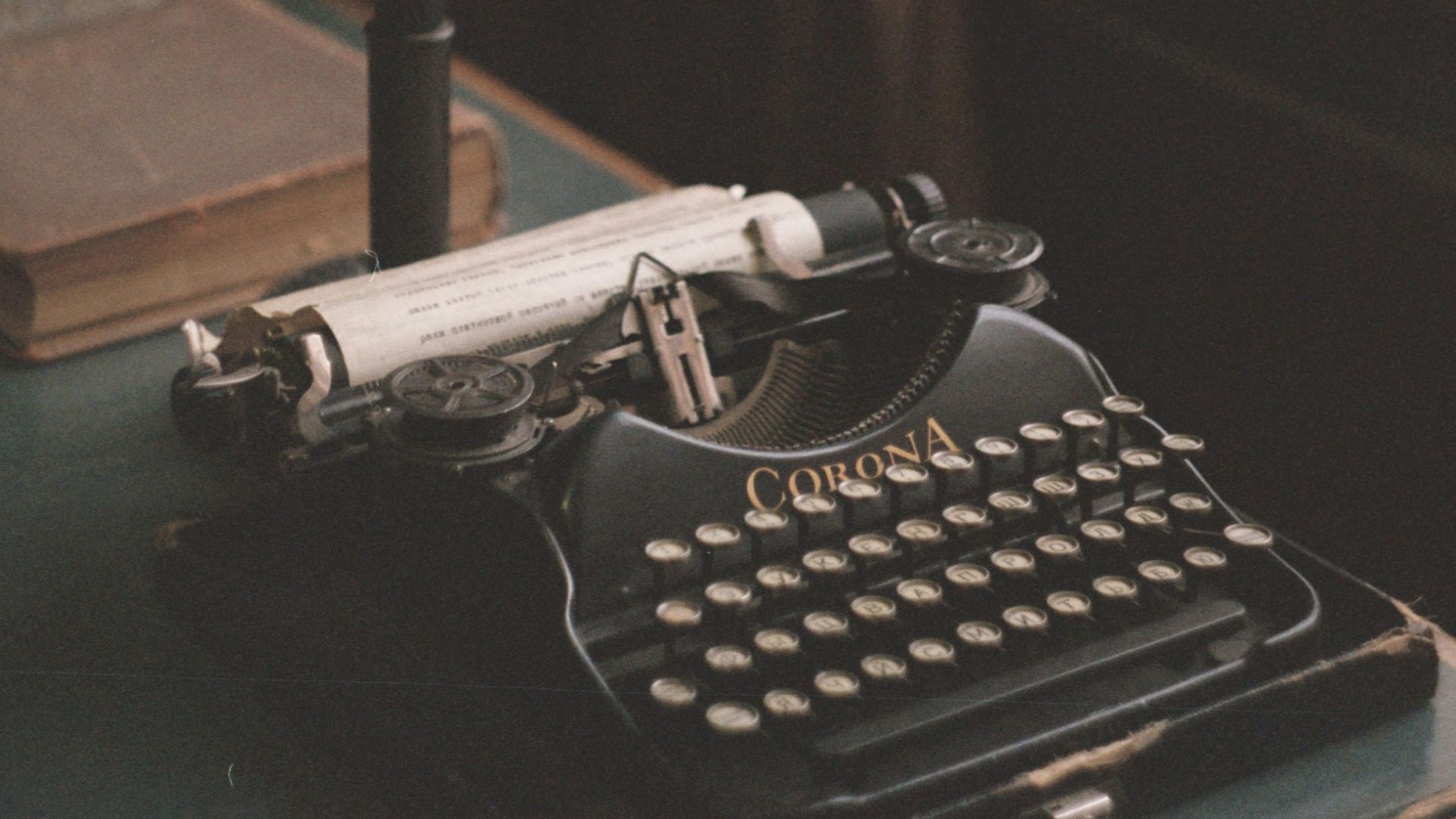 black typewriter