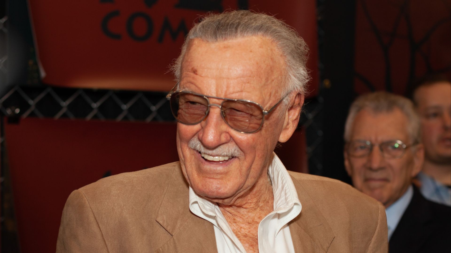 File:Stan Lee (45800980822).jpg