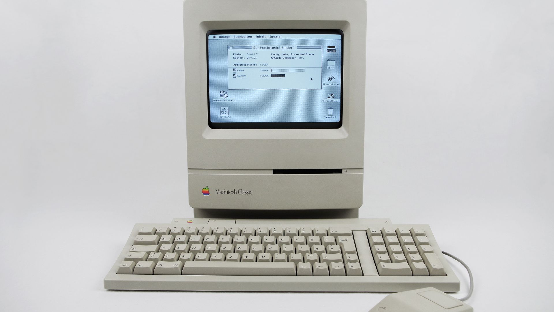 File:Mac Classic.jpg
