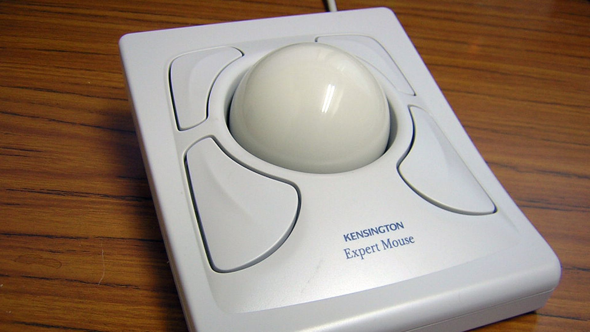 File:Trackball-Kensington-ExpertMouse5.jpg