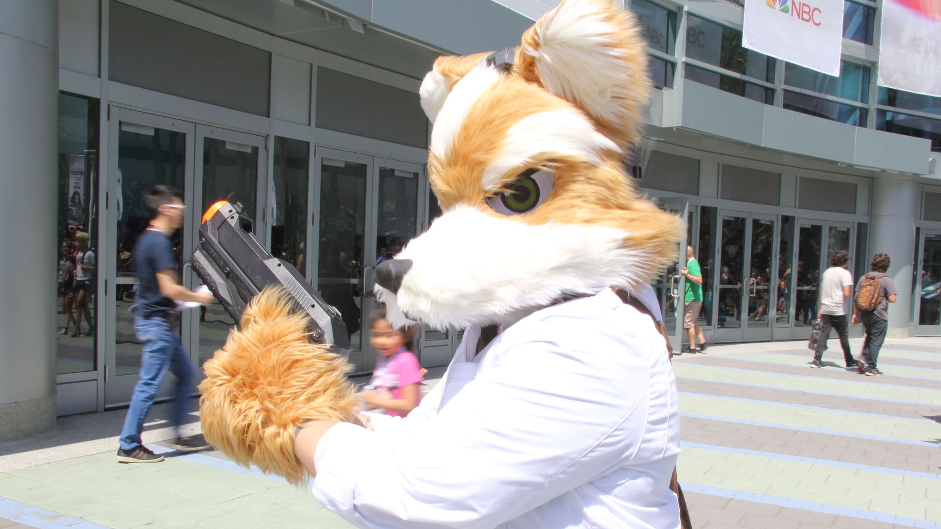 File:WonderCon 2015 - Fox McCloud (Star Fox) Cosplay (16429437293).jpg
