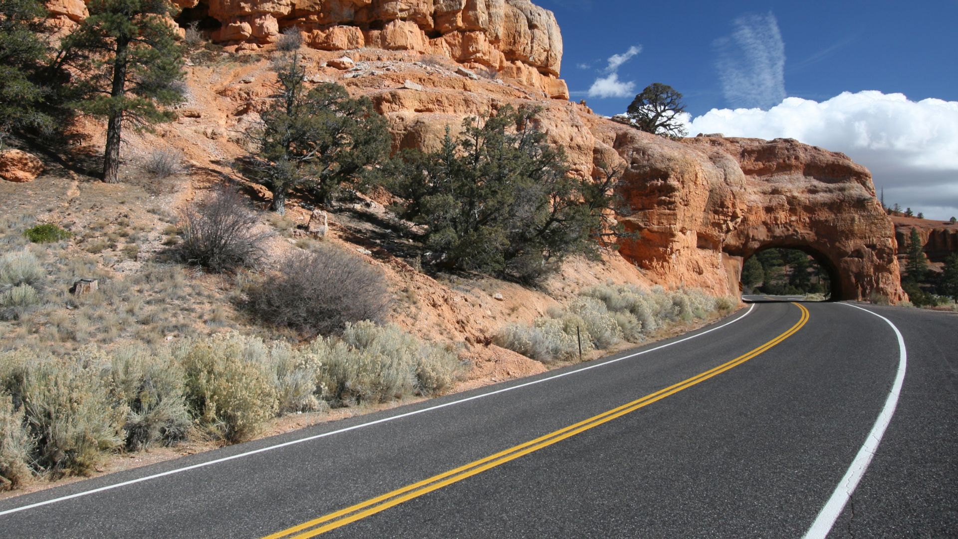 File:Utah State Route 12 MC.jpg